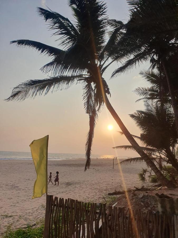 Josan Villa With A Glorious Beach And Sea View Habaraduwa Exterior photo